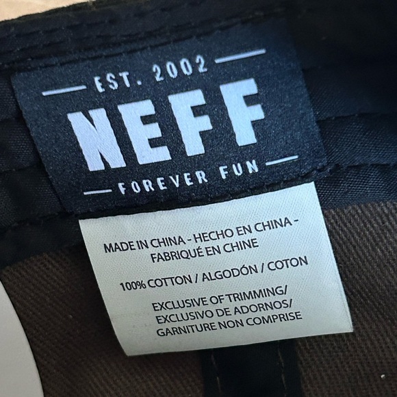 Neff Men's Camouflage Snapback Hat - Picture 8 of 9